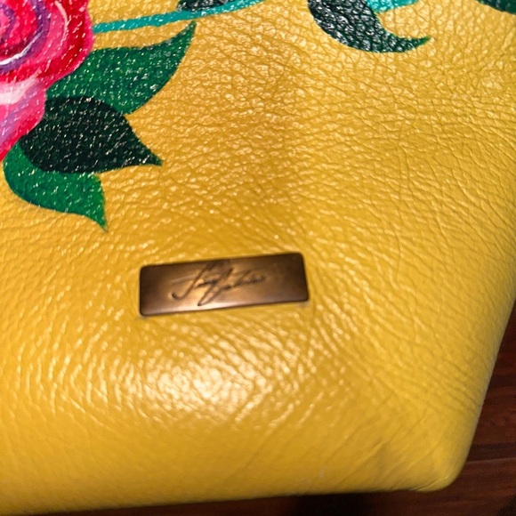 FINA CATRINA HAND PAINTED MEXICAN LEATHER YELLOW TOTE 👜 - Picture 2 of 9